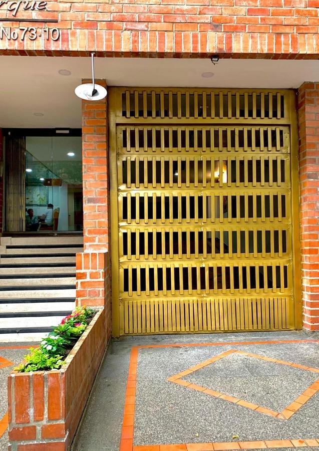 Hotel Torre Primavera Medellin Exterior photo